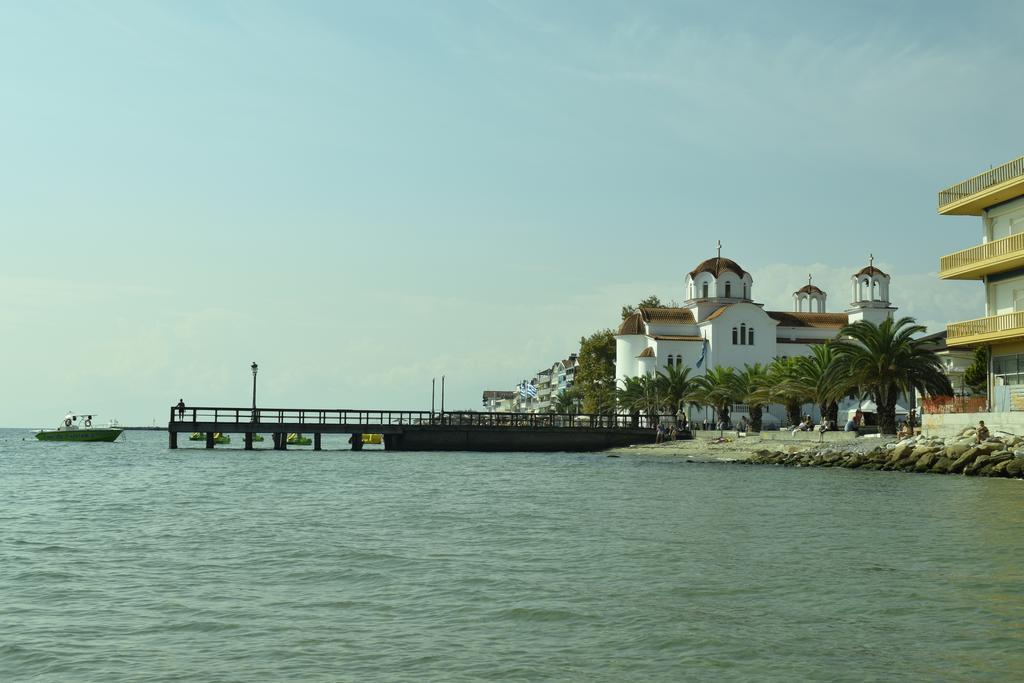 Hotel Zefyros Paralia Katerinis Exterior photo